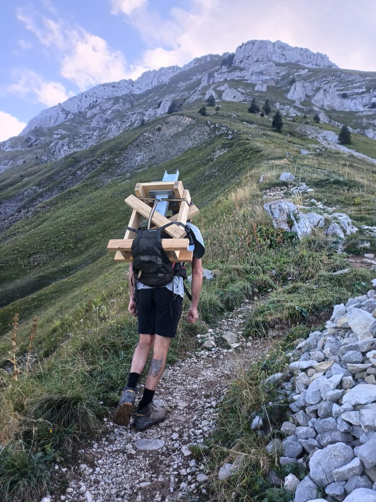 Balisage de sentier : Tournette (Annecy) - Marche approche