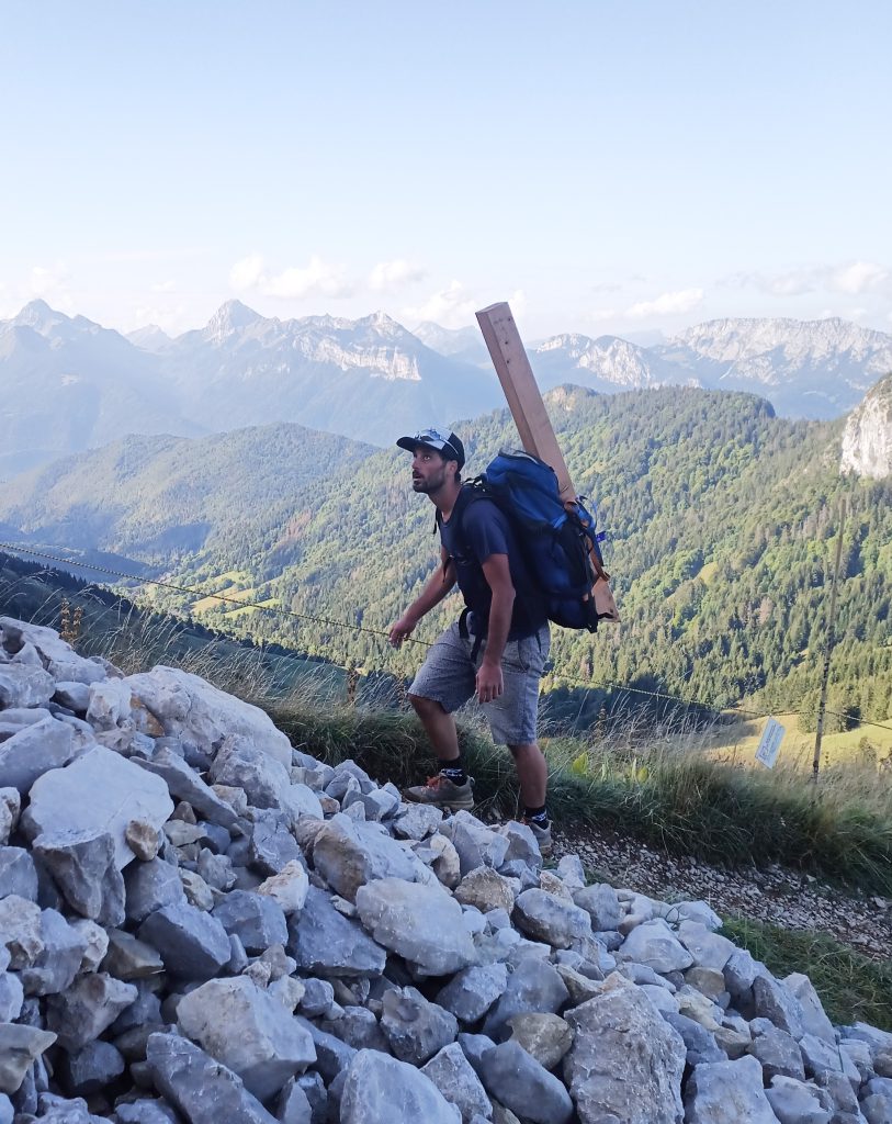 Balisage de sentier : Tournette (Annecy) - Marche approche